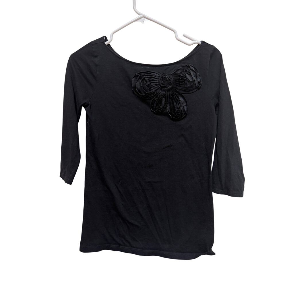 Ann Taylor Loft Black half sleeve dressy t shirt with ribbon flower accent Sz S